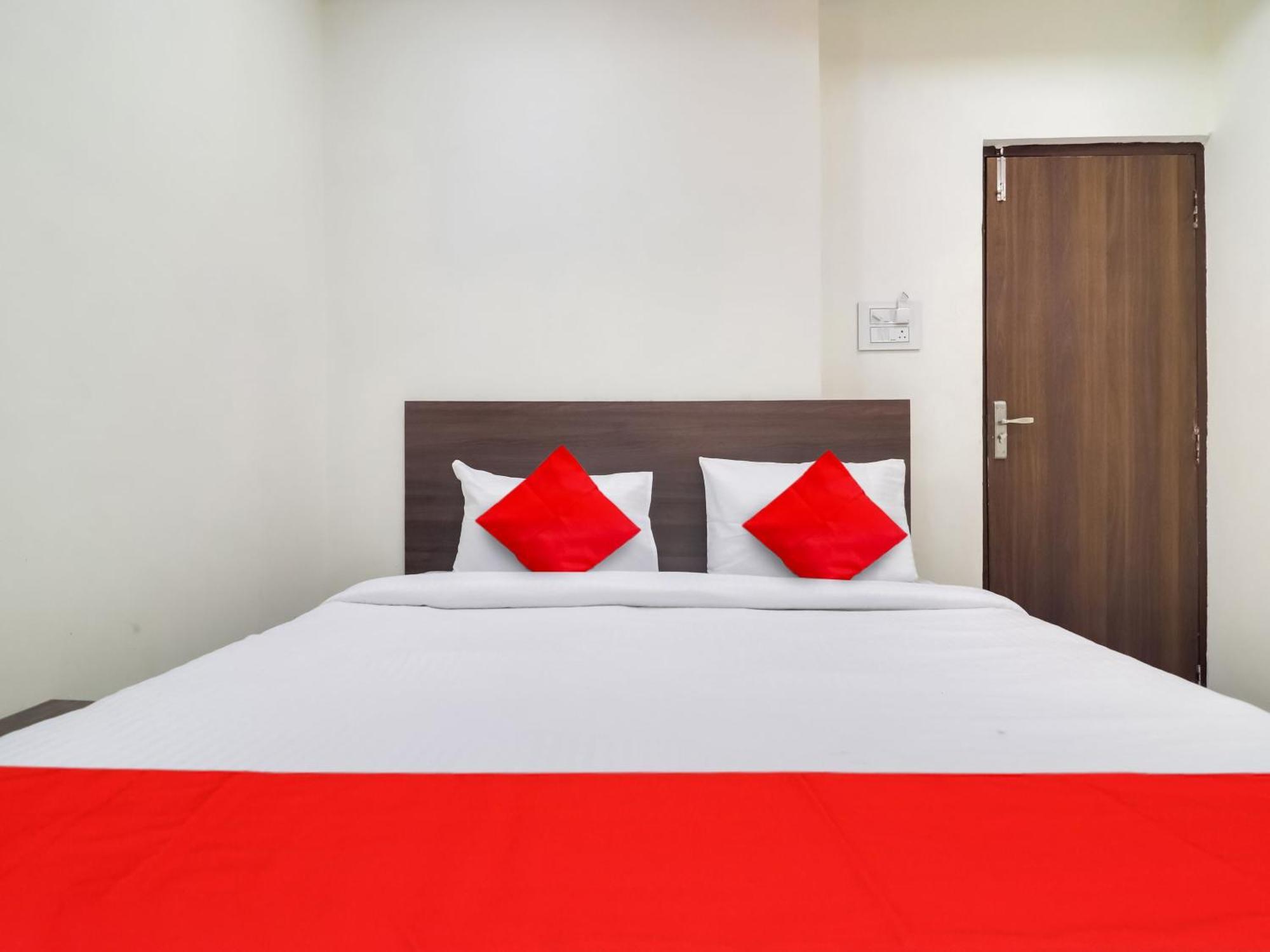 Hotel O Red Stone Hotels Haydarabad Dış mekan fotoğraf