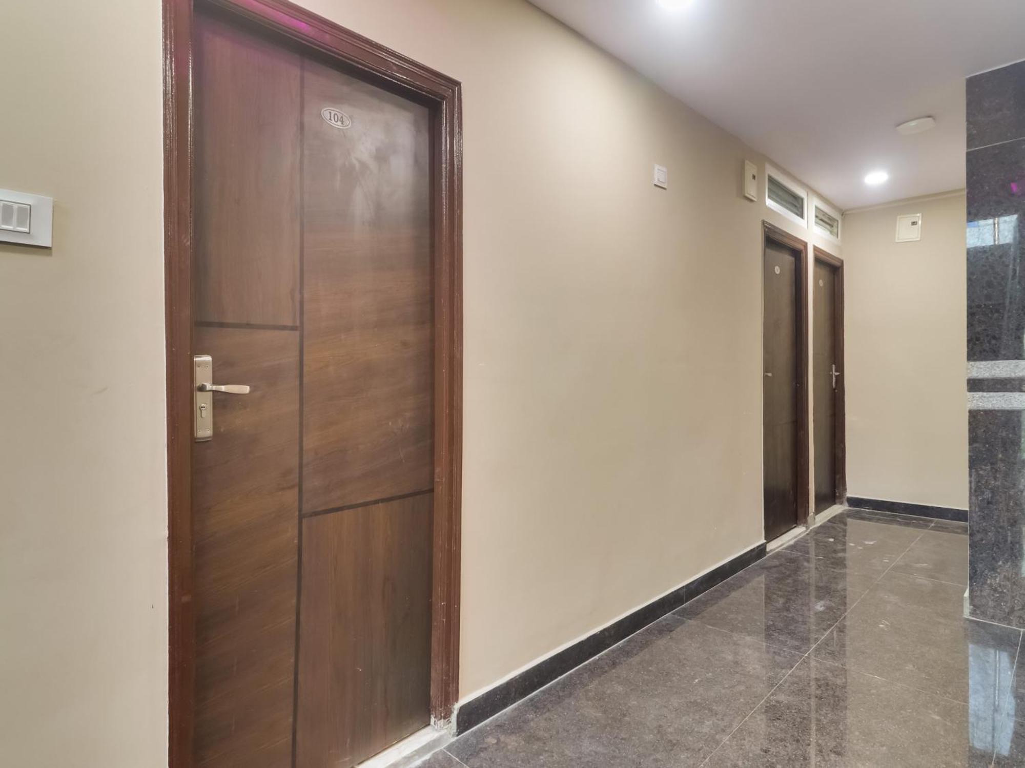 Hotel O Red Stone Hotels Haydarabad Dış mekan fotoğraf